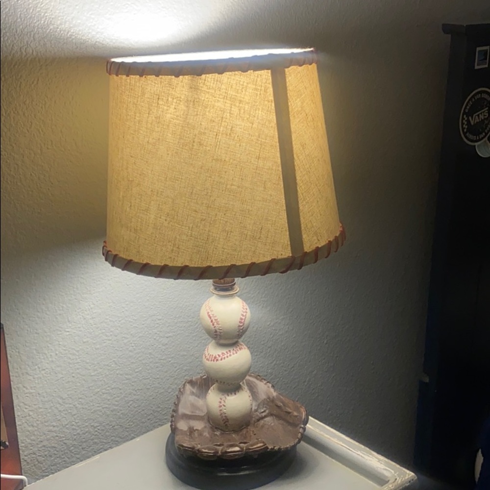 Baseball lamp